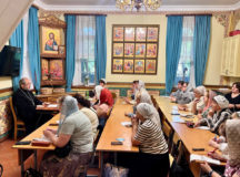 Семинар о богослужении провели для сотрудников церковных лавок храмов Сергиевского благочиния