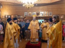 Епископ Павлово-Посадский Силуан совершил Литургию в храме святителя Феодора Едесского в Уварове