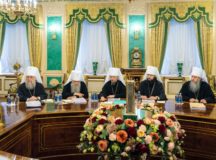 Священный Синод выразил благодарность всем причастным к гуманитарной деятельности на Донбассе и сопредельных территориях