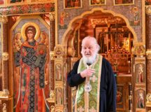 В день памяти преподобного Серафима Саровского Святейший Патриарх Кирилл молился за Литургией в Александро-Невском скиту близ Переделкина