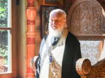 В Неделю 10-ю по Пятидесятнице Святейший Патриарх Кирилл молился за Литургией в Александро-Невском скиту близ Переделкина