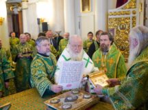 В день памяти благоверных князей Даниила Московского и Александра Невского Предстоятель Русской Церкви совершил Литургию в Даниловом монастыре и возглавил хиротонию архимандрита Иоанна (Железова) во епископа Бронницкого