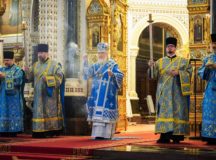 В канун праздника Рождества Пресвятой Богородицы Святейший Патриарх Кирилл совершил всенощное бдение в Храме Христа Спасителя