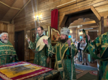 Епископ Истринский Серафим возглавил престольный праздник в храме преподобного Иосифа Волоцкого в Старом Беляеве
