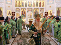 Председатель Синодального отдела по монастырям и монашеству совершил Литургию в Покровском Хотькове ставропигиальном монастыре в день памяти преподобных Кирилла и Марии Радонежских