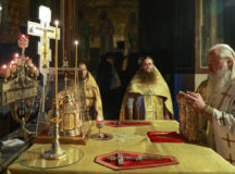 Митрополит Каширский Феогност совершил Литургию в Саввино-Сторожевской обители