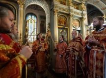 Епископ Раменский Алексий совершил Литургию в храме великомученицы Параскевы Пятницы в Качалове