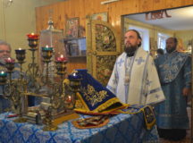 Митрополит Звенигородский Арсений совершил Литургию в домовом храме иконы Божией Матери «Всех скорбящих Радость» при СИЗО-4