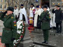 Архиепископ Зеленоградский Савва совершил заупокойную литию в часовне иконы Божией Матери «Знамение» в Ильинском сквере