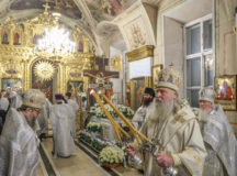 В семнадцатую годовщину со дня кончины Святейшего Патриарха Алексия II председатель Синодального отдела по монастырям и монашеству совершил Литургию в Богоявленском соборе в Елохове