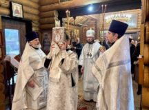 Епископ Раменский Алексий совершил чин великого освящения храма священномученика Илариона, архиепископа Верейского, в Черемушках