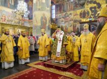 В день памяти святителя Петра Московского Предстоятель Русской Церкви совершил Литургию в Успенском соборе Московского Кремля