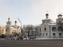 Средства, сэкономленные московскими храмами на покупке цветов к дню интронизации Святейшего Патриарха, переданы больнице святителя Алексия для приобретения медоборудования