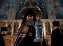 Епископ Павлово-Посадский Силуан совершил Литургию Преждеосвященных Даров в храме святителя Тихона, Патриарха Всероссийского, в Московском