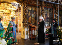 Святейший Патриарх Кирилл совершил молебен у раки с мощами святителя Тихона в Донском монастыре