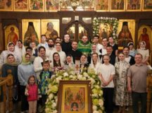 Фото: храм Троицы Живоначальной в Хорошеве