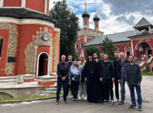 Подопечные центра социально-психологической адаптации «Койнония» посетили Высоко-Петровский монастырь