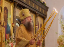 Епископ Егорьевский Мефодий совершил Литургию в храме Казанской (Песчанской) иконы Божией Матери в Измайлове
