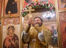 Архиепископ Одинцовский Фома совершил Литургию в престольный праздник храма равноапостольной Ольги в Солнцеве