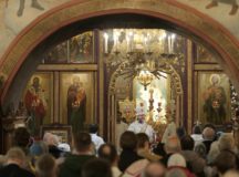 Архиепископ Одинцовский Фома совершил Литургию в храме Архистратига Михаила в Тропареве